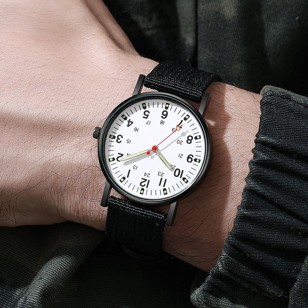 Men Watches Casual Nylon Band  - Solar Powered Watch ulasan dan harga